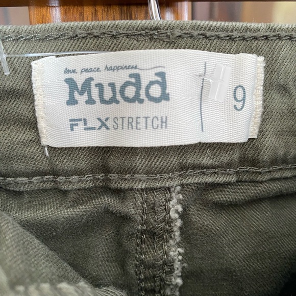 Mudd Flex Stretch Olive Green Skirt, size Jr 9 - Picture 4 of 6